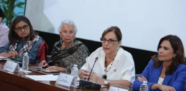 Diputadas y senadoras de Morena al anunciar Frente contra reforma al TEPJF