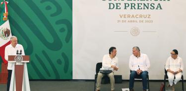 El presidente  Andrés Manuel López Obrador, en el Museo Naval, en Veracruz/