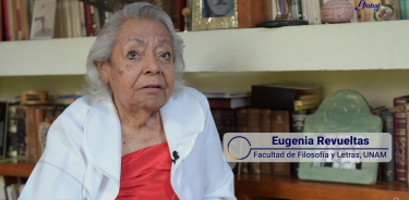 Eugenia Revueltas comenzó a dar clases en abril de 1969 y desde entonces no ha parado