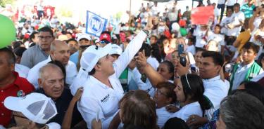 Manolo Jiménez recorrió las regiones Centro Desierto y Laguna