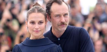 Jude Law y Alicia Vikander en Cannes.