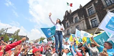 Alejandra Del Moral durante cierre de campaña en Toluca