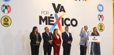 Integrantes de Va por México