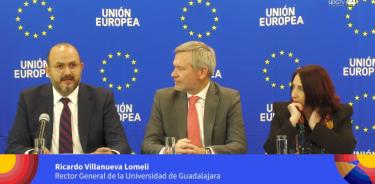 Ricardo Villanueva Lomelí, Patricio Jeretic y Marisol Schulz durante la presentación del programa de la UE.
