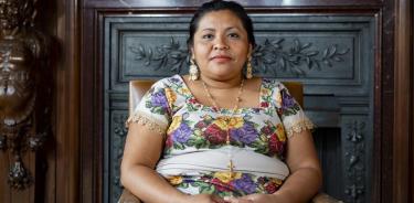 la activista mexicana Fabiola May Canul, coordinadora y una de las once integrantes del Centro Alternativo para el Desarrollo Integral Indígena (CADIN).