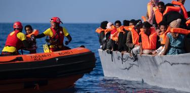 Recate de migrantes del barco de la ONG española Open Arms