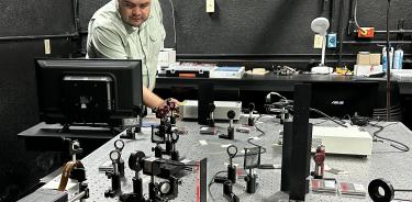 Roberto León Montiel tiene un largo recorrido de colaboraciones teóricas y experimentales con investigadores de la Universidad de Louisiana.