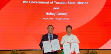 Gobernador de Yucatán, Mauricio Vila Dosal en China