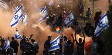 Manifestantes antigubernamentales en Israel bloquean la autopista 50