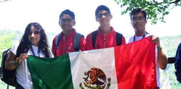 El equipo mexicano que participó en la OMCC, realizada en El Salvador.