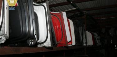 Aseguran 61 toneladas de autopartes robadas en Iztapalapa