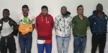 Autoridades ecuatorianas presentan a los seis capturados por el asesinato de Fernando Villavicencio