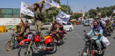 Afganos celebran en Kabul el segundo aniversario del regreso del régimen talibán al poder