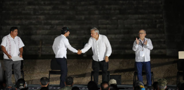 AMLO y Gobernador de Yucatán