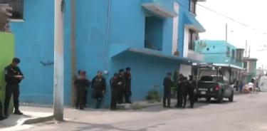 Asesinan a balazos a dos hombres en Iztapalapa; los encontraron amagados