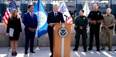 Troy A. Miller, el comisionado nacional de CBP presenta la Operación Apolo.