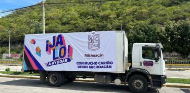 Camión con víveres para Acapulco desde Michoacán