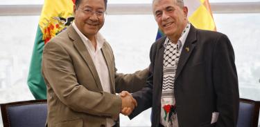 El presidente de Bolivia, Luis Arce, recibió al embajador de Palestina en Bolivia, Mahmud Elalwani