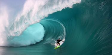 Así de bellas son las olas en Teahupo’o,