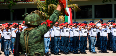 Jóvenes conscriptos al Servicio Militar Nacional (SMN)