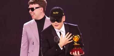 Quevedo y Bizarrap en los Latin Grammy.