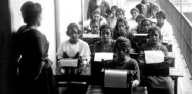 La existencia de la máquina de escribir obligó a desarrollar una vertiente educativa
