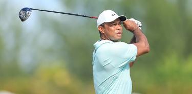 Tiger Woods jugó este sábado su tercera ronda completa en ocho meses