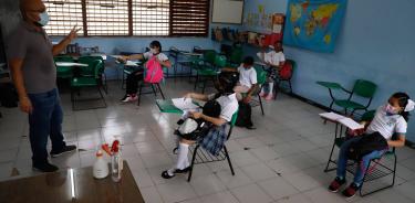 Estudiantes mexicanos en un salón de clases