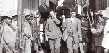 Los restos de Abraham González se identificaron cuatro meses después de su asesinato, pero solo fueron llevados a Chihuahua hasta 1914, por órdenes de Pancho Villa.