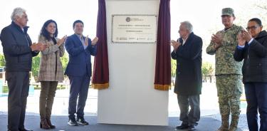 El presidente Andrés Manuel López Obrador y el gobernador de Nuevo León, Samuel García, al inaugurar el acueducto de la Presa El Cuchillo II/CUARTOSCURO/