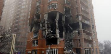 Vista de un edificio dañado tras un bombardeo en Odessa este 29 de diciembre