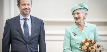 La reina Margarita de Dinamarca, en imagen reciente junto al príncipe heredero Federico
