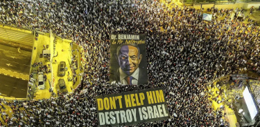 2023 fue el año de las manifestaciones masivas de israelíes contra el intento del premier Netanyahu de erosionar el poder judicial... hasta que estalló la guerra contra Hamás