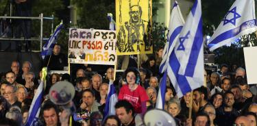 Manifestación masiva de rechazo a Netanyahu celebrada la noche del sábado en Tel Aviv