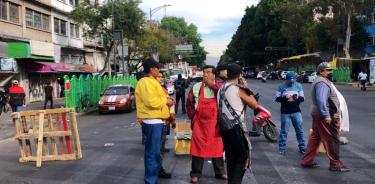 Comerciantes bloquean Anillo de Circunvalación