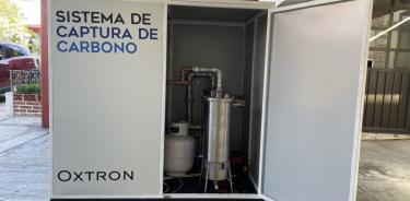 El sistema Oxtron de captura de CO2 se conecta directamente a las chimeneas y otras fuentes de emisión de gases.