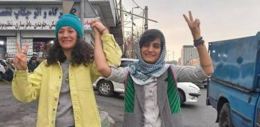 Iran Elahe Mohammadi y Niloufar Hamedi salieron en libertad tras 15 meses de prisión