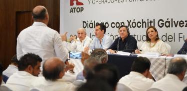 Mesa de Diálogo sobre la Visión Portuaria del Futuro donde transportistas le expreasron a Xóchitl Gálvez su temor por la inseguridad en carreteras