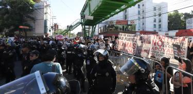 Manifestación pacífica por la corrida de todos en la monumental plaza de toros México