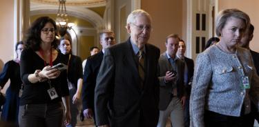 El líder de la mayoría republicana en el Senado, Mitch McConnell, tampoco se sumó al acuerdo bipartidista