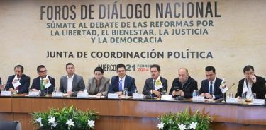 La Jucopo inauguró los foros de debates por las iniciativas de Andrés Manuel López Obrador.