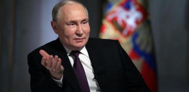 Putin, asiste a una entrevista con el Director General del Grupo Internacional de Medios Rossiya Segodnya