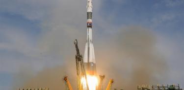 Despegue nave Soyuz. Imagen de archivo.