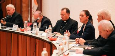 La aspirante presidencial, Claudia Sheinbaum, durante un encuentro con la Conferencia del Episcopado Mexicano (CEM),