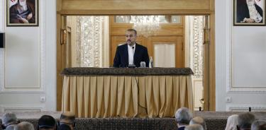 El Ministro de Asuntos Exteriores iraní, Hossein Amir-Abdoulahian, en su discurso sobre el ataque contra Israel