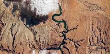 El río Colorado suministra agua a más de 40 millones de personas a su paso por siete estados de EU.