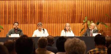 La presentación del libro en el Colnal.