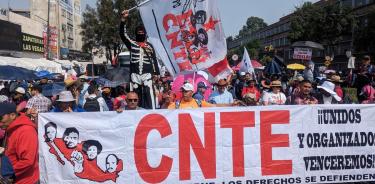 Marcha de la CNTE hacia el Zócalo Capitalino