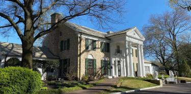 Imagen de Graceland, la legendaria mansión del fallecido cantante en Memphis