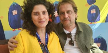 Los cineastas Eryk Rocha y Gabriela Carneiro.